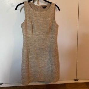 Tweed theory work dress!